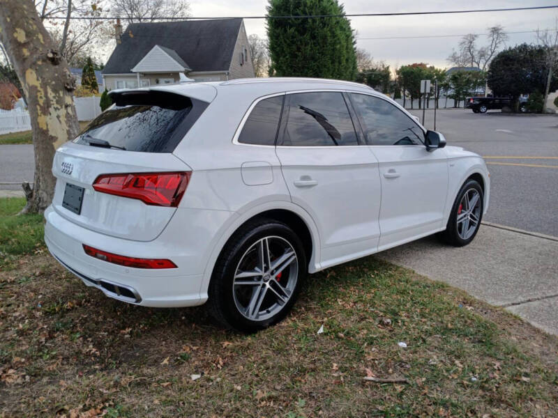 2018 Audi SQ5 3.0T quattro Premium Plus