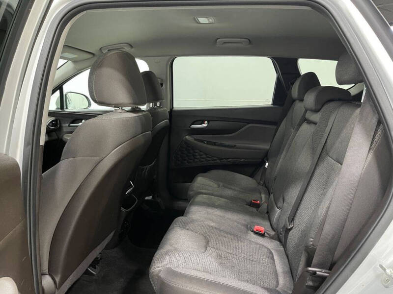 2020 Hyundai Santa Fe SE