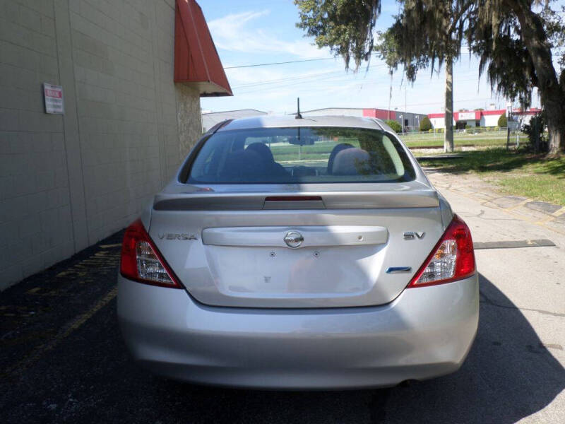 2014 Nissan Versa