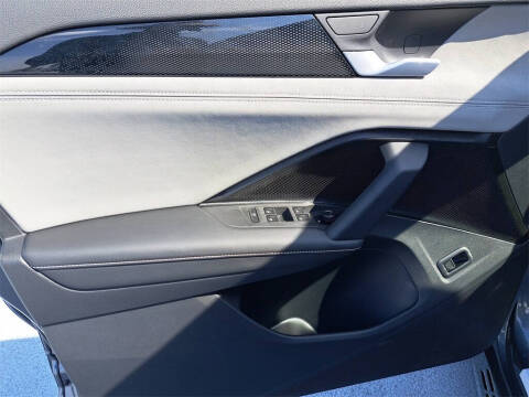 2026 Volkswagen Tiguan SE R-Line Black 4Motion