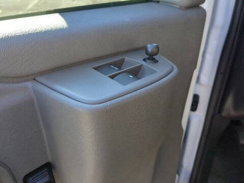 2025 Chevrolet Express 2500