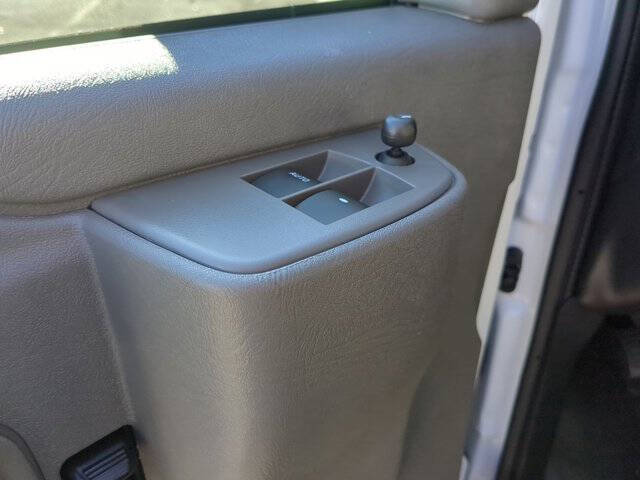 2025 Chevrolet Express 2500