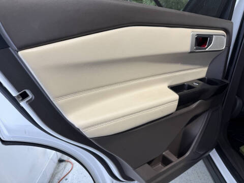2020 Ford Explorer Platinum