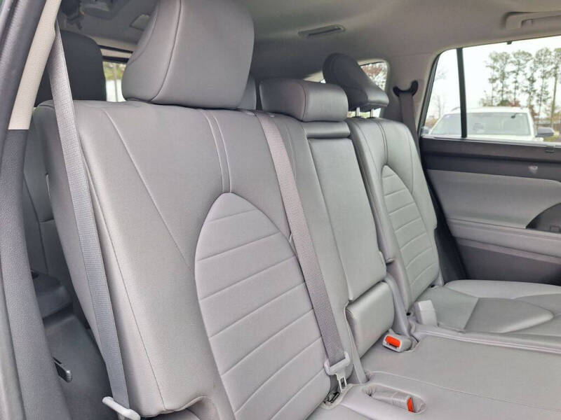 2023 Toyota Highlander XLE