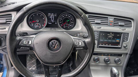 2016 Volkswagen Golf