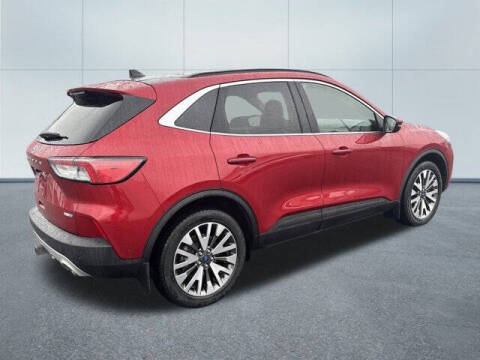 2020 Ford Escape Titanium