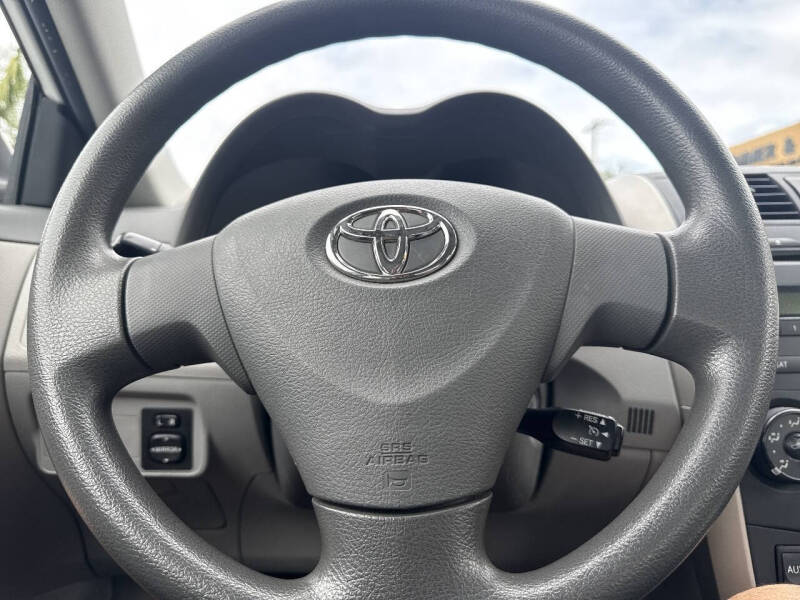 2009 Toyota Corolla LE