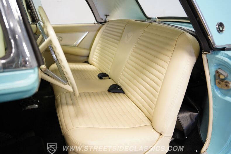 1957 Ford Thunderbird