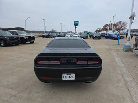 2018 Dodge Challenger SXT