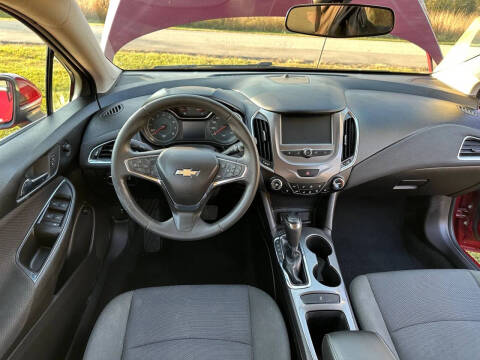 2017 Chevrolet Cruze LT Auto
