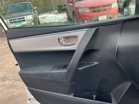 2015 Toyota Corolla LE Plus