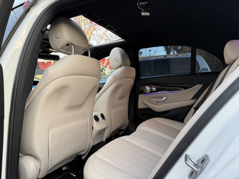 2019 Mercedes-Benz E-Class E 300
