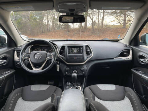 2016 Jeep Cherokee Sport Altitude