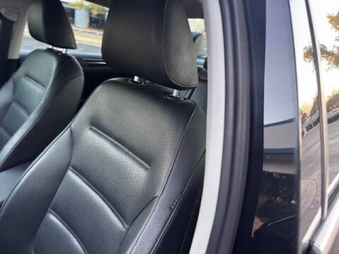 2017 Volkswagen Jetta 1.8T SEL