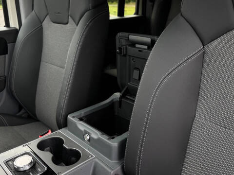 2024 Ineos Grenadier Trialmaster