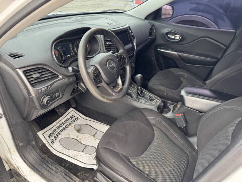 2019 Jeep Cherokee Latitude