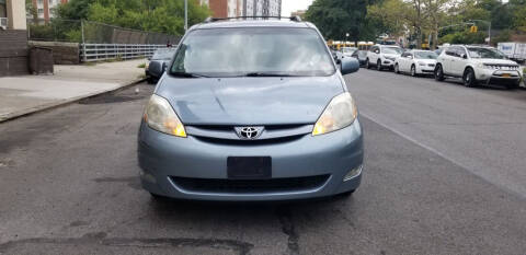 2006 Toyota Sienna for sale at BLS AUTO SALES LLC in Bronx NY