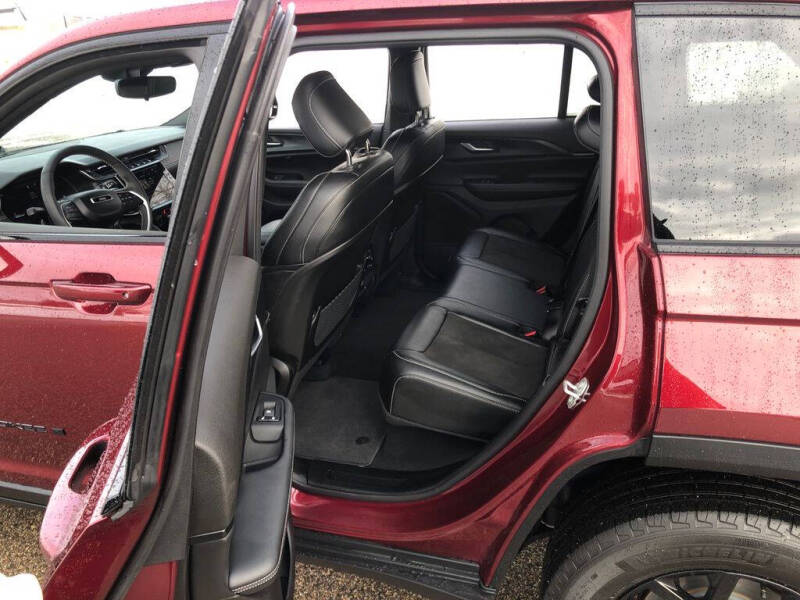 2024 Jeep Grand Cherokee Altitude