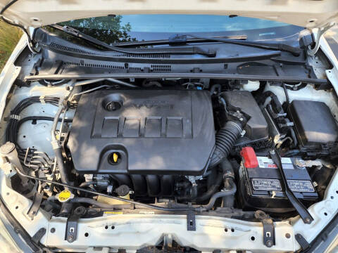 2014 Toyota Corolla LE Plus