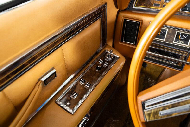 1977 Lincoln Continental