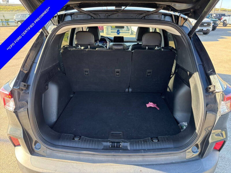 2022 Ford Escape SEL