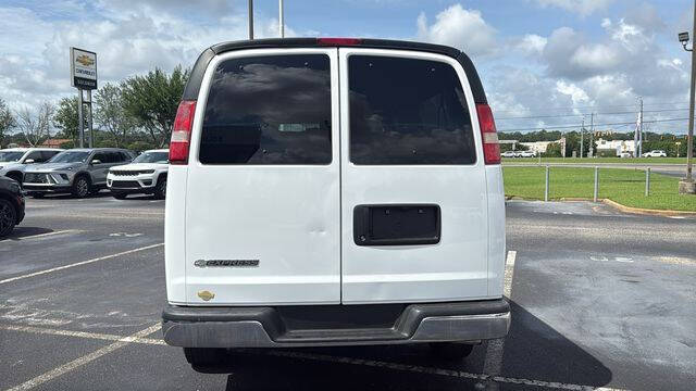 2017 Chevrolet Express LT 3500