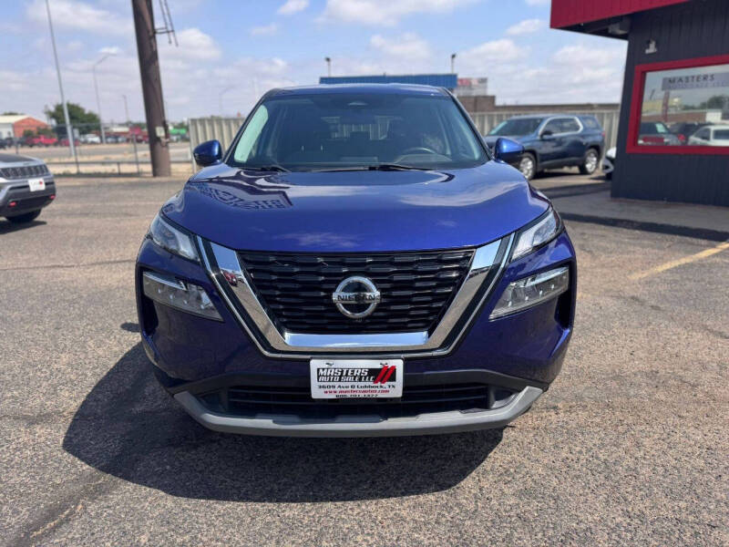 2021 Nissan Rogue SV's photo