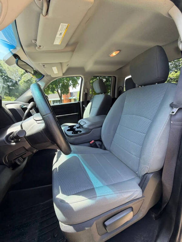 2017 RAM 1500 Express