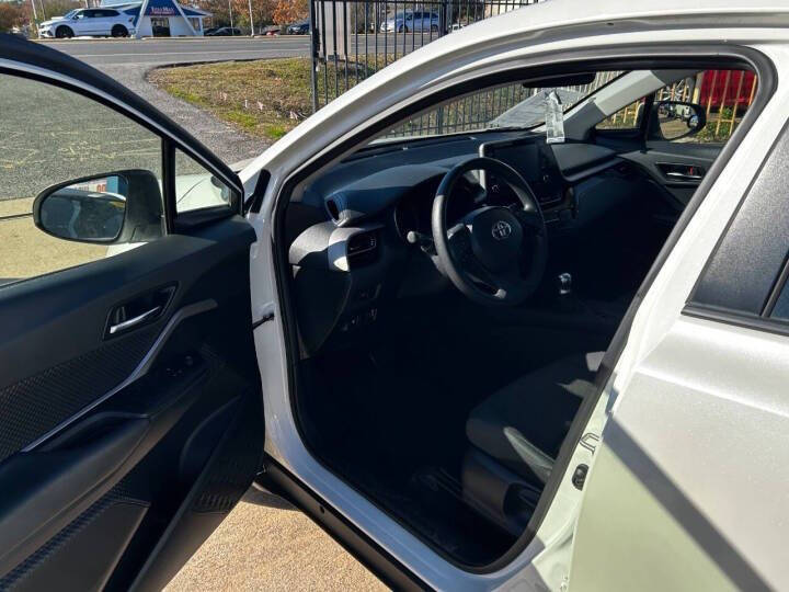 2021 Toyota C-HR XLE