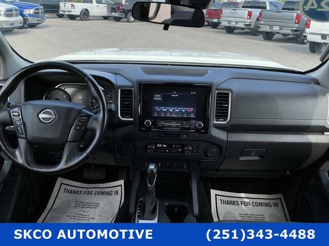2024 Nissan Frontier SV