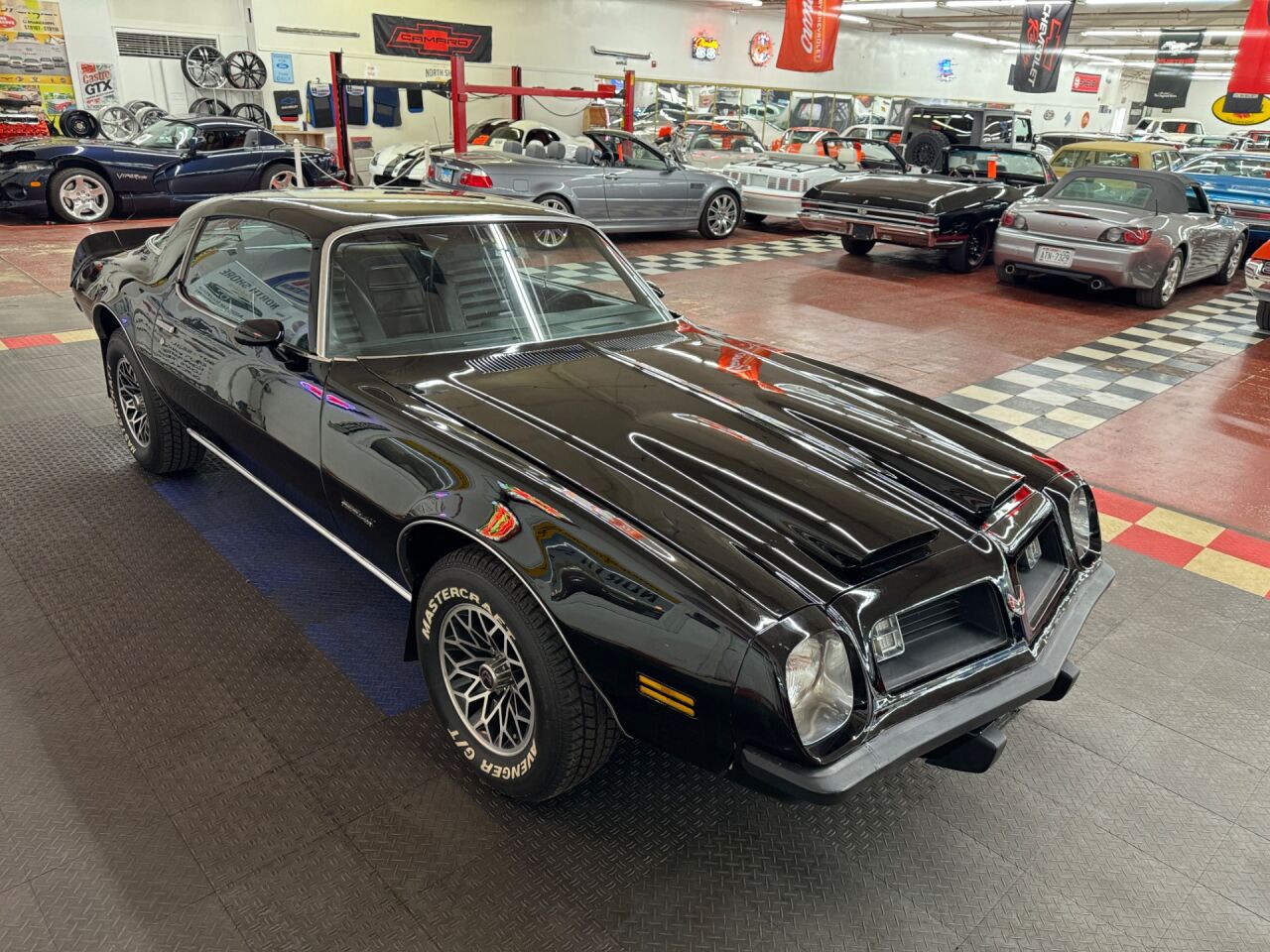 1975 Pontiac Firebird 29
