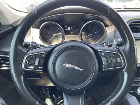 2019 Jaguar F-PACE 30t Premium