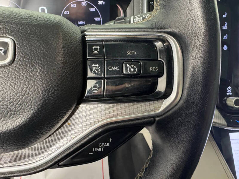 2023 Jeep Grand Wagoneer