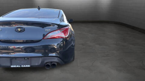 2014 Hyundai Genesis Coupe 2.0T R-Spec