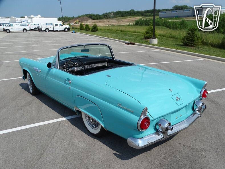 1955 Ford Thunderbird