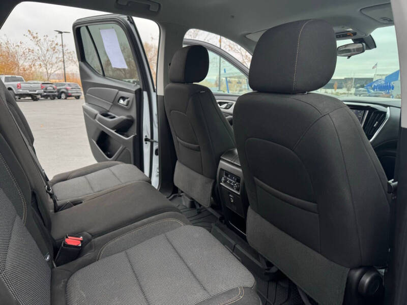 2021 Chevrolet Traverse LS