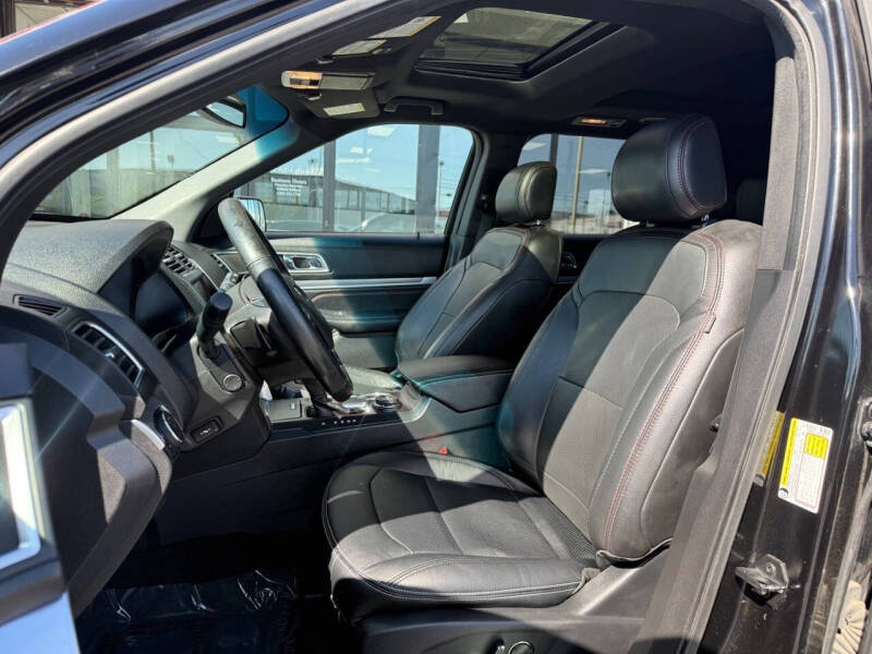 2016 Ford Explorer Sport
