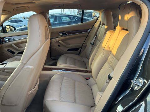 2011 Porsche Panamera