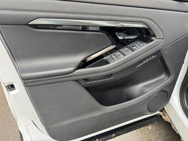 2023 Land Rover Range Rover Evoque P250 R-Dynamic SE