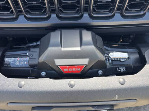 2026 Jeep Gladiator Shadow Ops