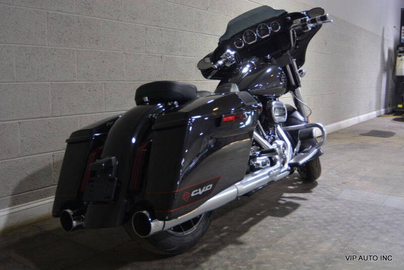 2020 Harley-Davidson FLHXSe