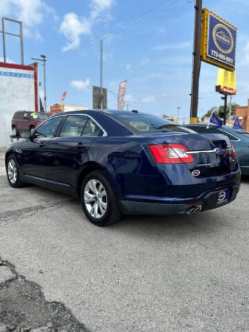 2011 Ford Taurus SEL