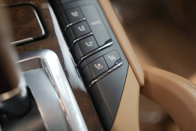 2014 Porsche Cayenne S Hybrid