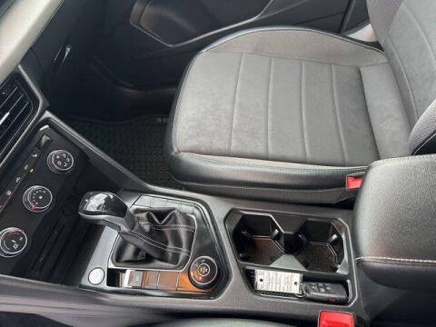 2022 Volkswagen Taos SE 4Motion