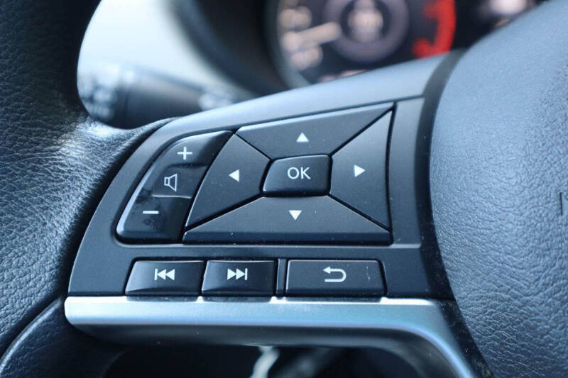 2020 Nissan Versa SV