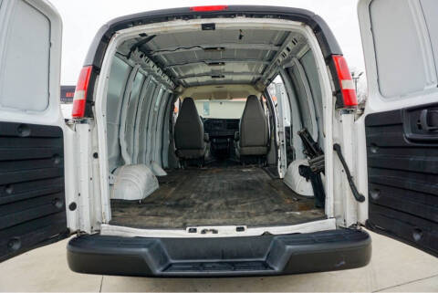 2017 Chevrolet Express 2500