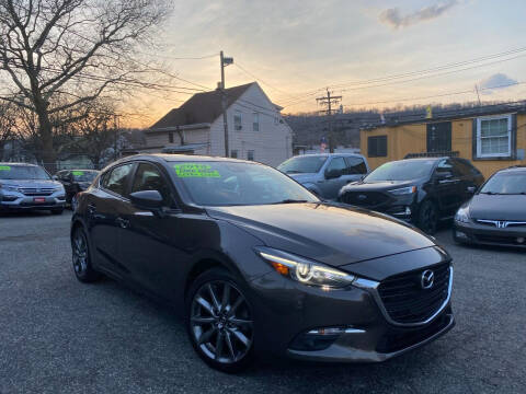 2018 Mazda MAZDA3 for sale at Auto Universe Inc. in Paterson NJ
