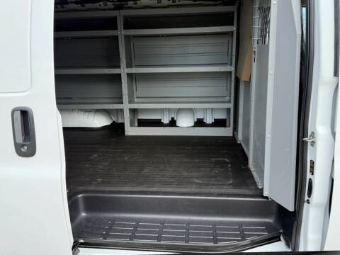 2021 Chevrolet Express 2500