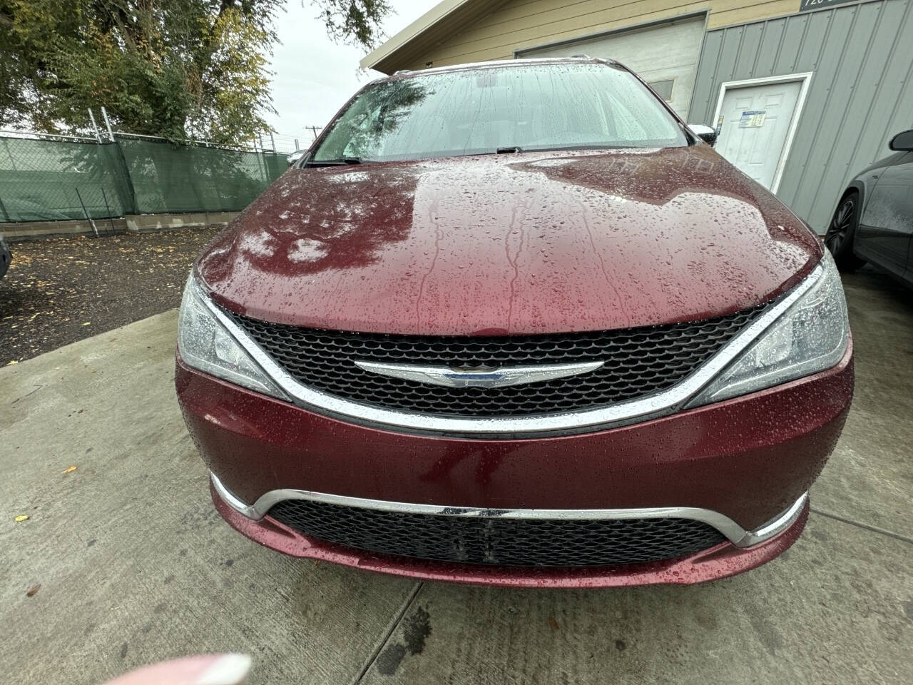 2018 Chrysler Pacifica for sale at Carlos Auto Sales LLC in Englewood, CO