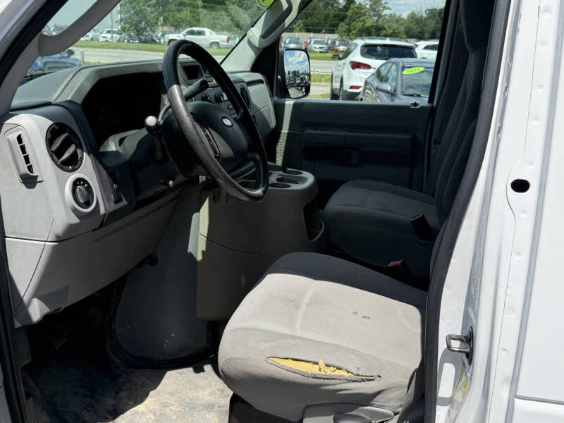 2014 Ford E-Series E-250